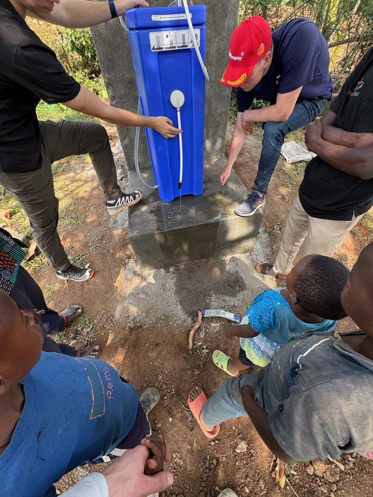 6402e6f5 1044 427e acec fa48936f51f3